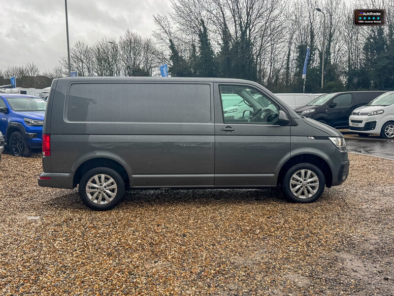 Used Volkswagen Transporter 2023 for sale - 77138765: Photo 5