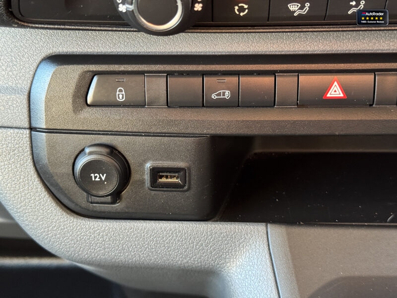 Used Vauxhall Vivaro 2021 for sale - 77041793: Photo 30
