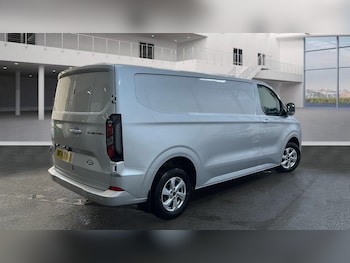 Used Ford Transit Custom 2024 for sale - 77296664: Photo