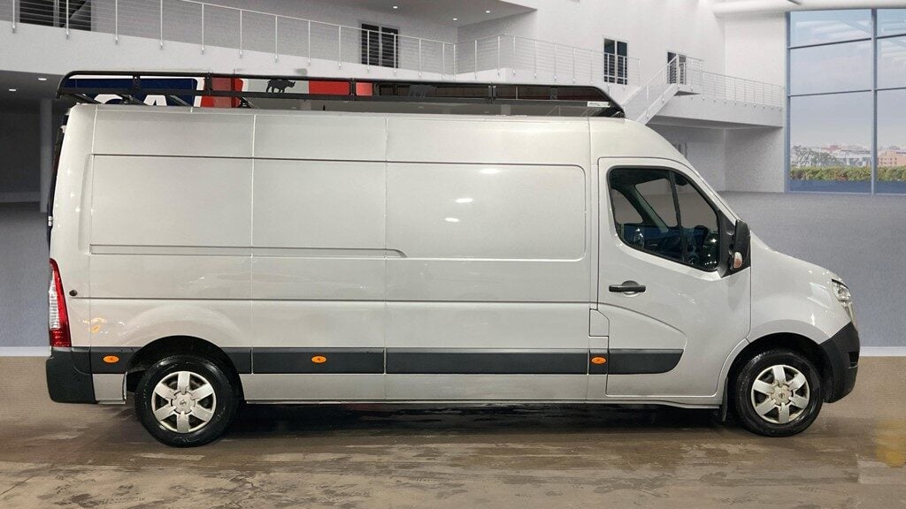 Used Nissan Interstar 2023 for sale - 77296662: Photo 3