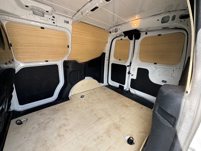 Used Ford Transit Courier 2025 for sale - 78198300: Photo 11