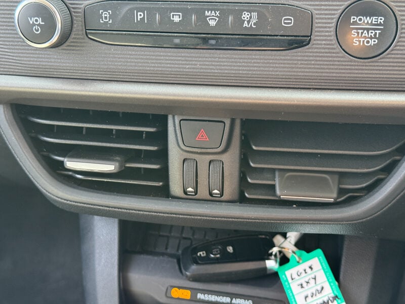 Used Ford Transit Courier 2025 for sale - 78198300: Photo 35