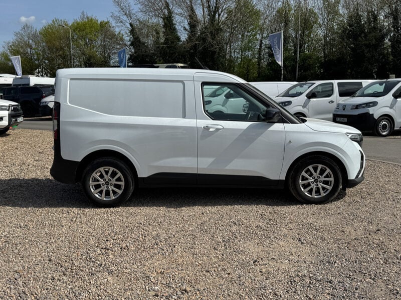 Used Ford Transit Courier 2025 for sale - 78198300: Photo 5