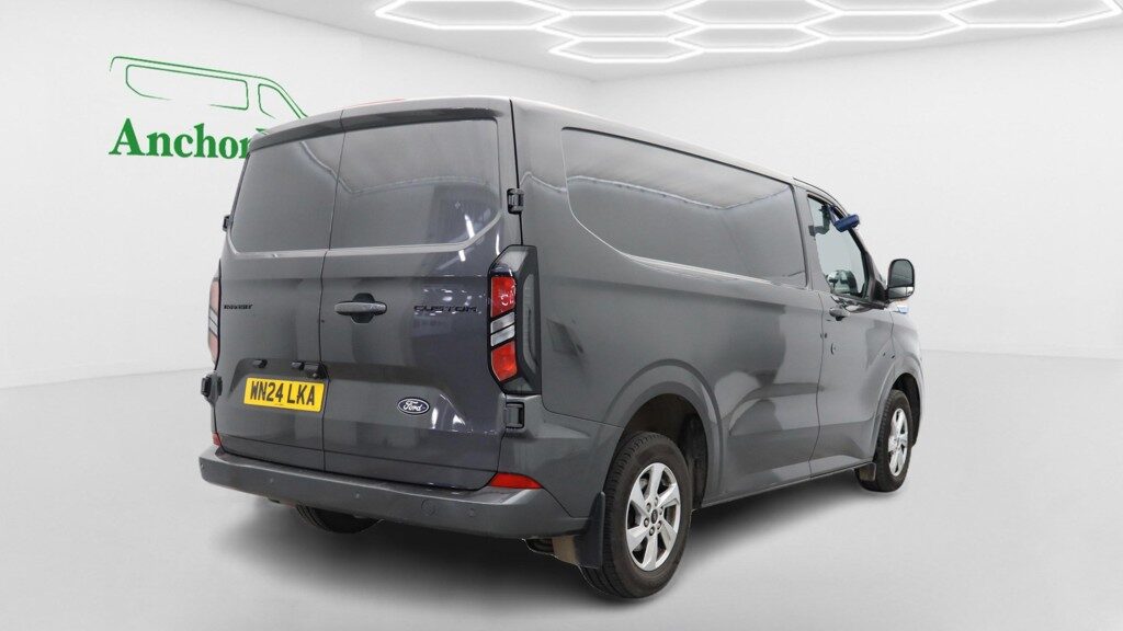 Used Ford Transit Custom 2024 for sale - 77915572: Photo 4