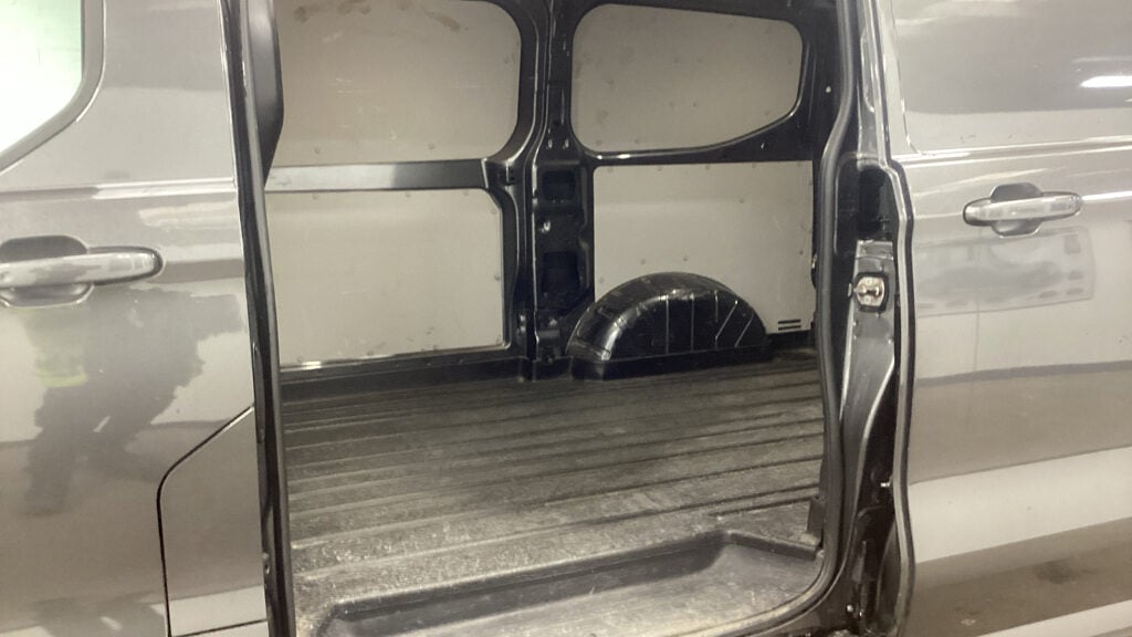 Used Ford Transit Custom 2024 for sale - 77915572: Photo 8