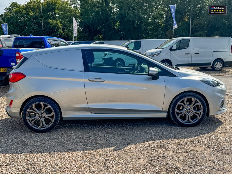 Used Ford Fiesta 2021 for sale - 77041999: Photo 5