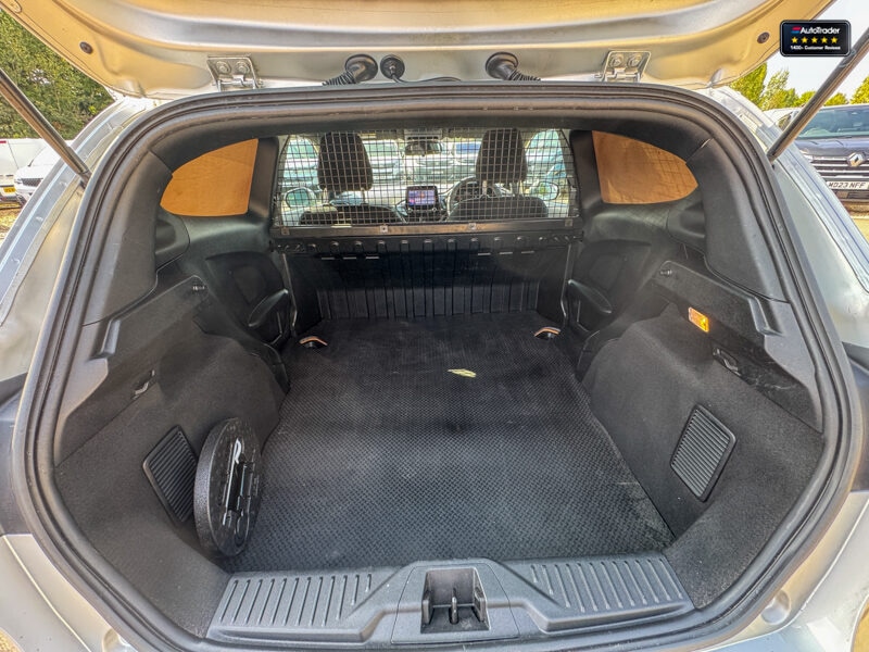 Used Ford Fiesta 2021 for sale - 77041999: Photo 9