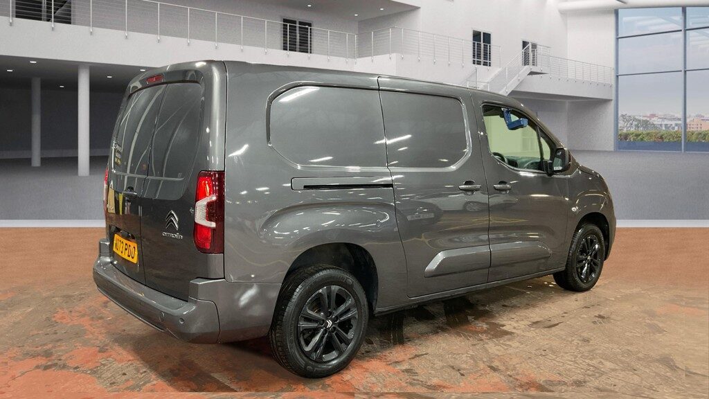 Used Citroen Berlingo 2023 for sale - 77107039: Photo 4