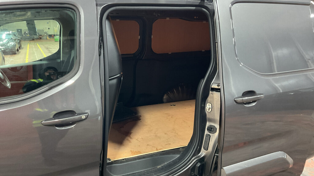 Used Citroen Berlingo 2023 for sale - 77107039: Photo 8