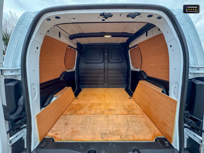 Used Renault Kangoo 2024 for sale - 77041965: Photo 9