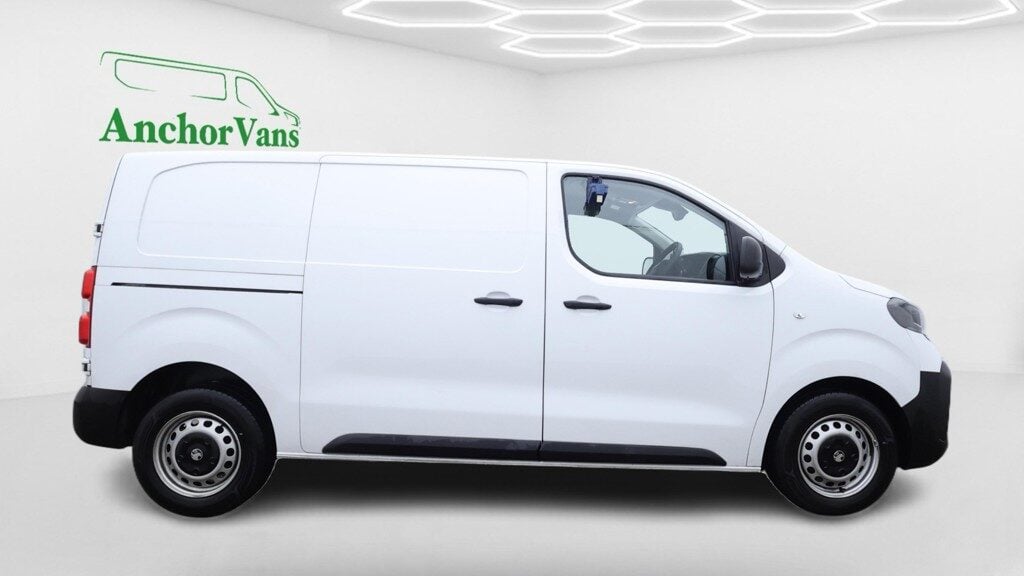 Used Vauxhall Vivaro 2024 for sale - 77037168: Photo 3