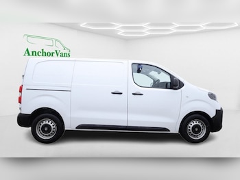 Used Vauxhall Vivaro 2024 for sale - 77037168: Photo