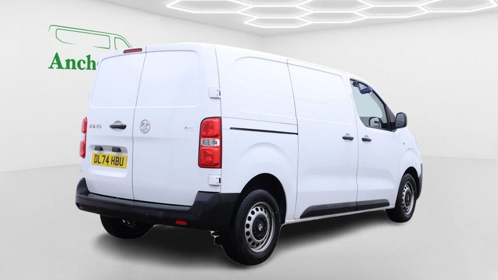 Used Vauxhall Vivaro 2024 for sale - 77037168: Photo 4