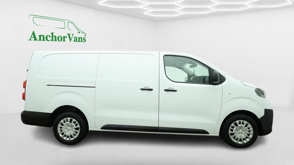 Used Toyota ProAce 2024 for sale - 77774578: Photo 3