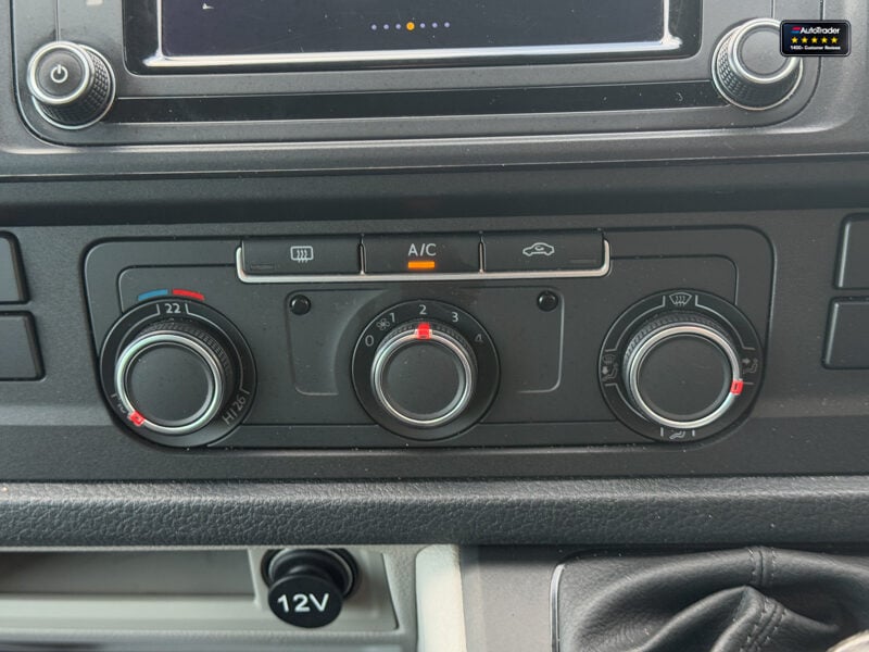 Used Volkswagen Transporter 2020 for sale - 77042021: Photo 36