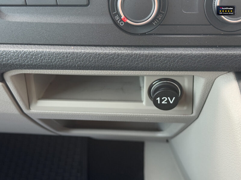 Used Volkswagen Transporter 2020 for sale - 77042021: Photo 39