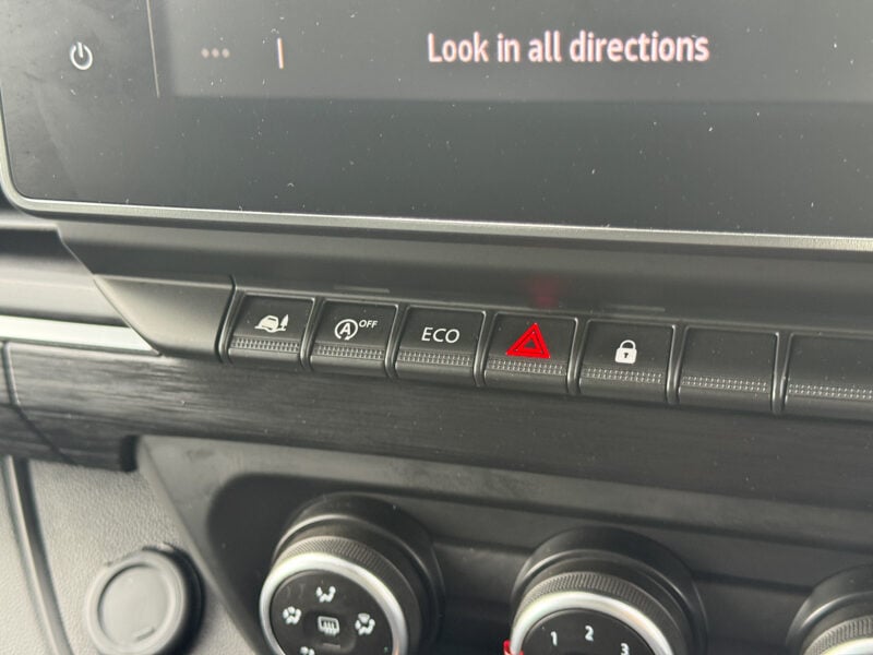 Used Renault Trafic 2024 for sale - 77474677: Photo 38