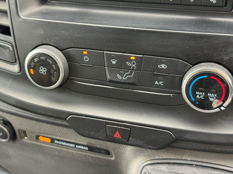 Used Ford Transit Custom 2020 for sale - 77363372: Photo 26