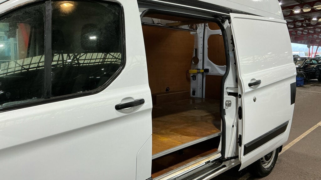 Used Ford Transit Custom 2020 for sale - 77363372: Photo 8