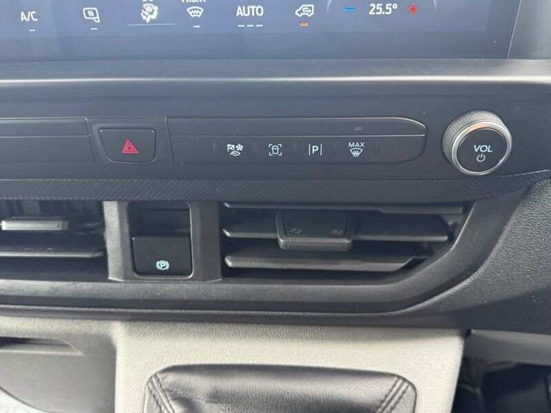 Used Ford Transit Custom 2024 for sale - 77593127: Photo 38