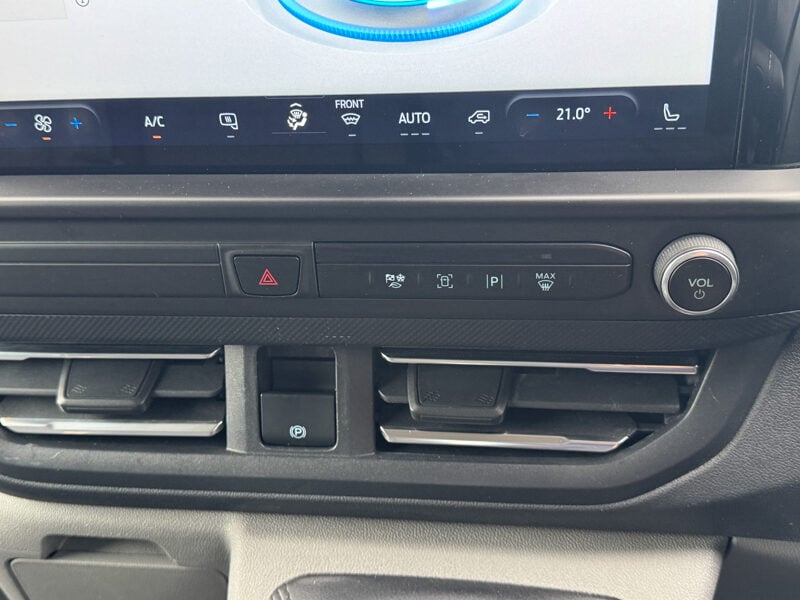 Used Ford Transit Custom 2024 for sale - 77528222: Photo 39