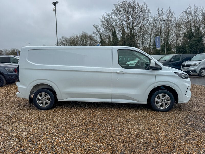 Used Ford Transit Custom 2024 for sale - 77528222: Photo 5