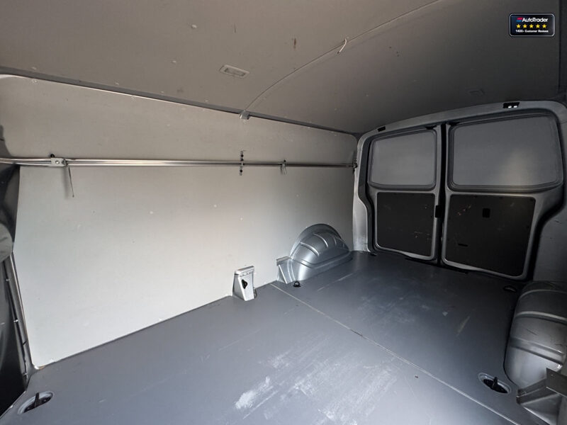 Used Volkswagen Transporter 2021 for sale - 77037197: Photo 11