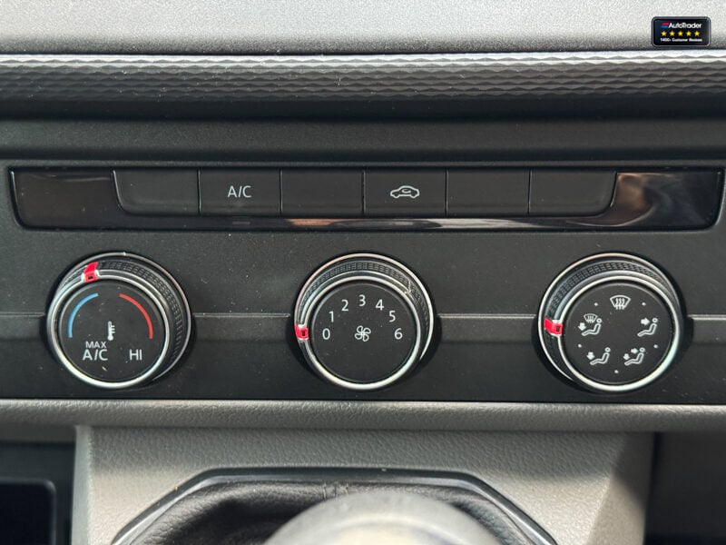 Used Volkswagen Transporter 2021 for sale - 77037197: Photo 32