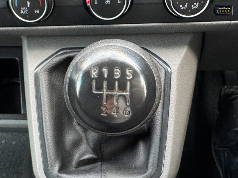 Used Volkswagen Transporter 2021 for sale - 77037197: Photo 35