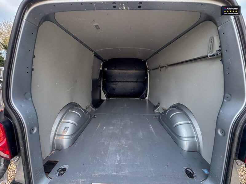 Used Volkswagen Transporter 2021 for sale - 77037197: Photo 9