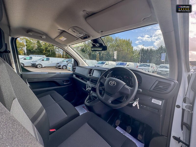 Used Toyota ProAce 2023 for sale - 77041544: Photo 15