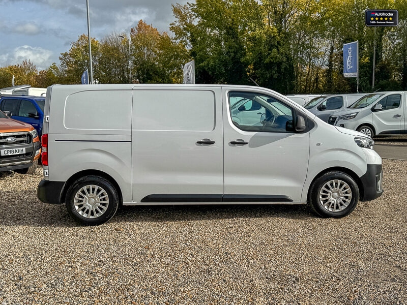 Used Toyota ProAce 2023 for sale - 77041544: Photo 5