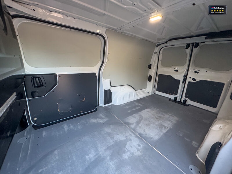 Used Vauxhall Vivaro 2021 for sale - 77041878: Photo 11