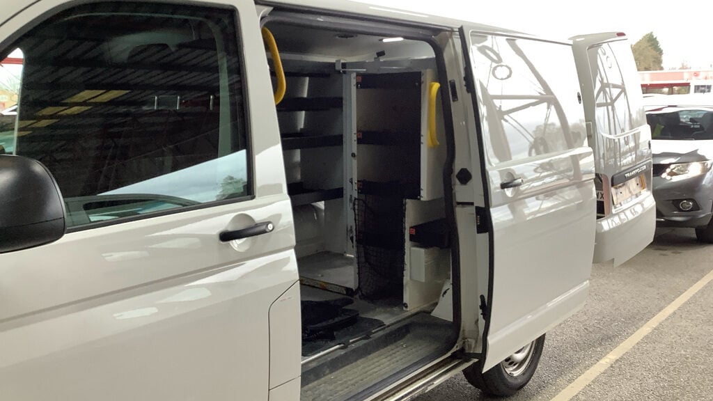 Used Volkswagen Transporter 2022 for sale - 77915588: Photo 4