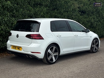 Used Volkswagen Golf 2018 for sale - 75426075: Photo