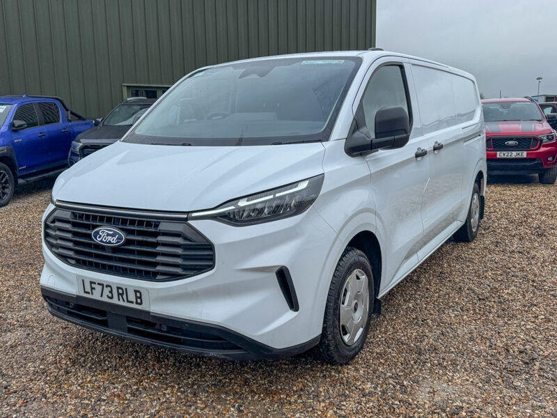 Used Ford Transit Custom 2024 for sale - 77593122: Photo 2