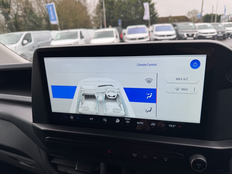 Used Ford Transit Custom 2024 for sale - 77593122: Photo 35