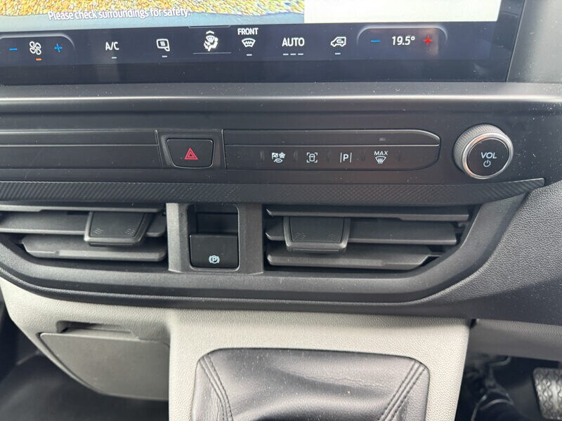 Used Ford Transit Custom 2024 for sale - 77593122: Photo 38