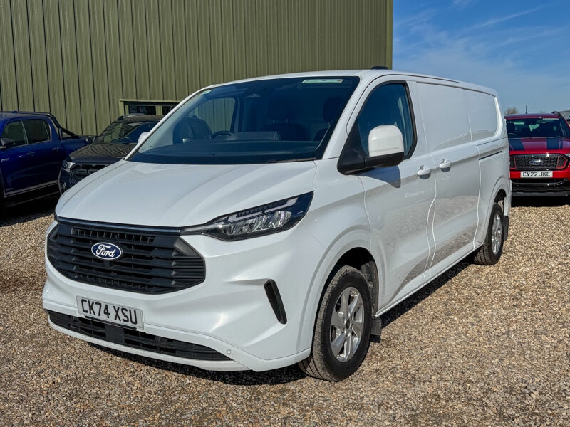 Used Ford Transit Custom 2024 for sale - 77528223: Photo 2