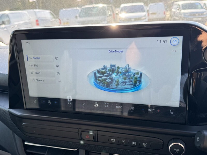 Used Ford Transit Custom 2024 for sale - 77528223: Photo 37