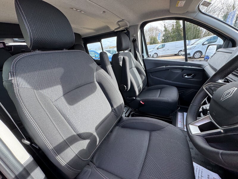 Used Renault Trafic 2025 for sale - 77363357: Photo 18