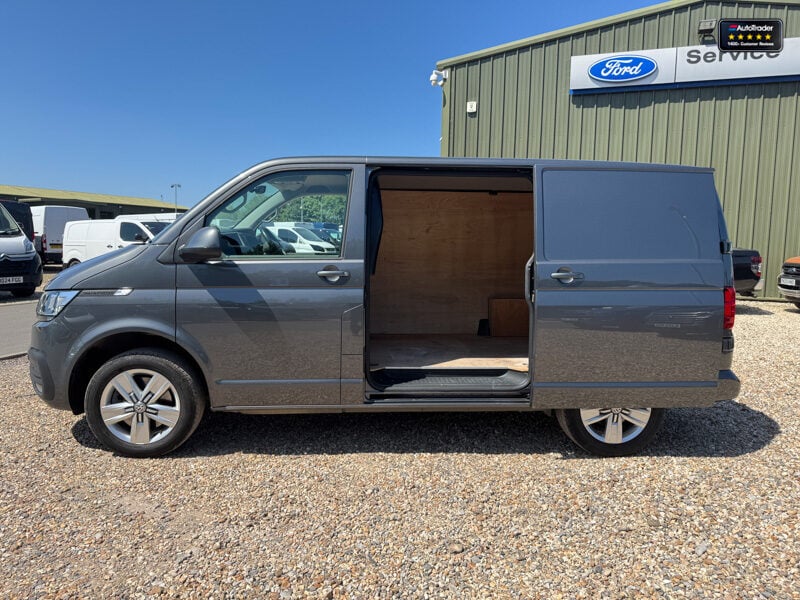 Used Volkswagen Transporter 2023 for sale - 77041717: Photo 12