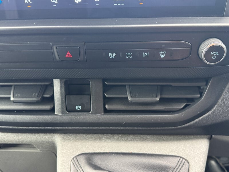 Used Ford Transit Custom 2024 for sale - 77593136: Photo 38