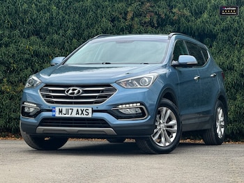 Used Hyundai Santa Fe 2017 for sale - 75500189: Photo