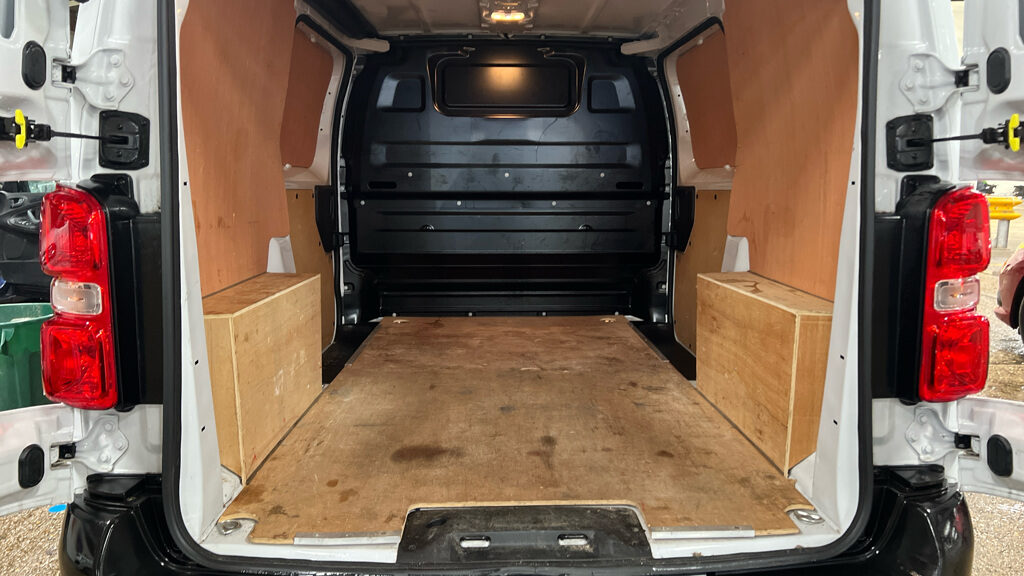 Used Vauxhall Vivaro 2024 for sale - 77037218: Photo 5