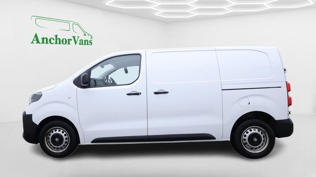 Used Vauxhall Vivaro 2024 for sale - 77037218: Photo 7