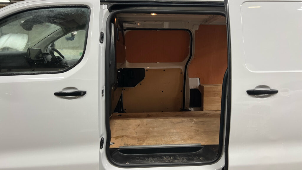 Used Vauxhall Vivaro 2024 for sale - 77037218: Photo 8