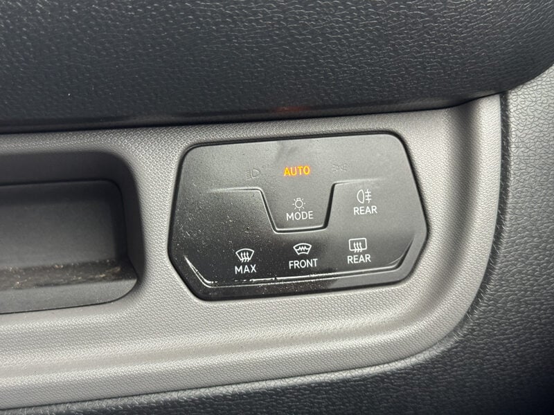 Used Volkswagen ID.Buzz 2024 for sale - 77844842: Photo 23