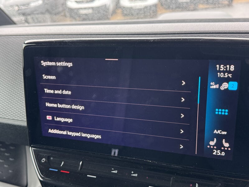 Used Volkswagen ID.Buzz 2024 for sale - 77844842: Photo 38