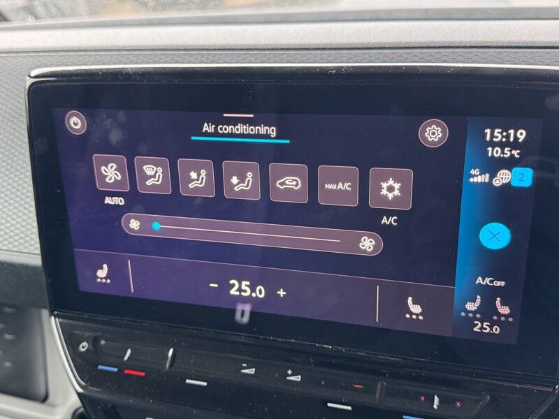 Used Volkswagen ID.Buzz 2024 for sale - 77844842: Photo 41